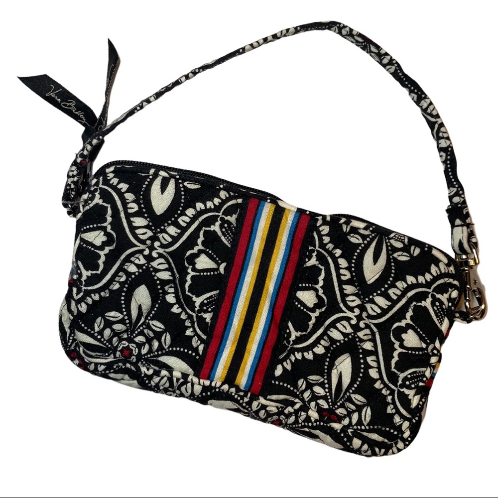 5/$25 | Vera Bradley Zippered Wristlet